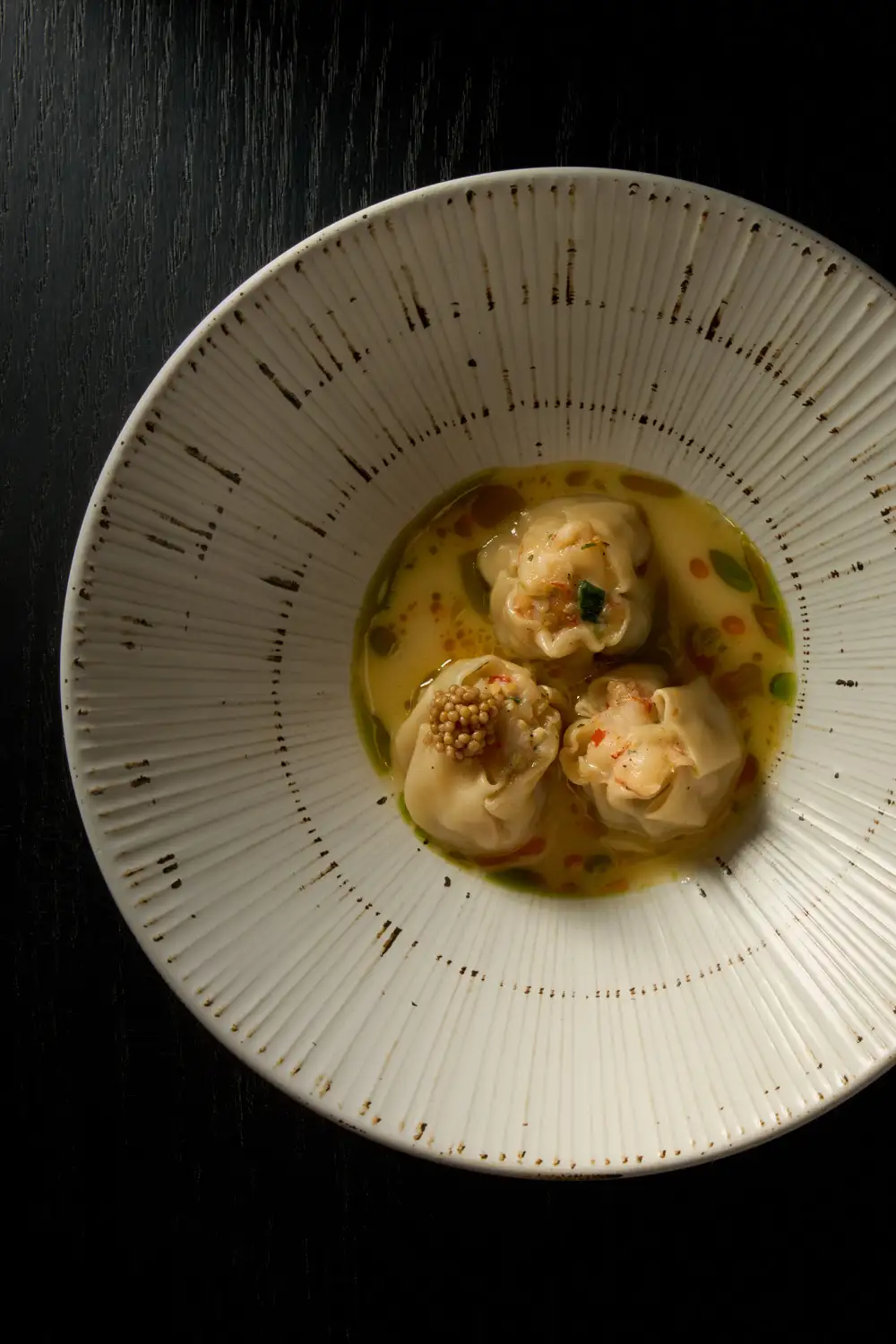Speisekarte - Moderne Vorspeise mit Kimchi und Brioche – Alsterinsel Restaurant Hamburg